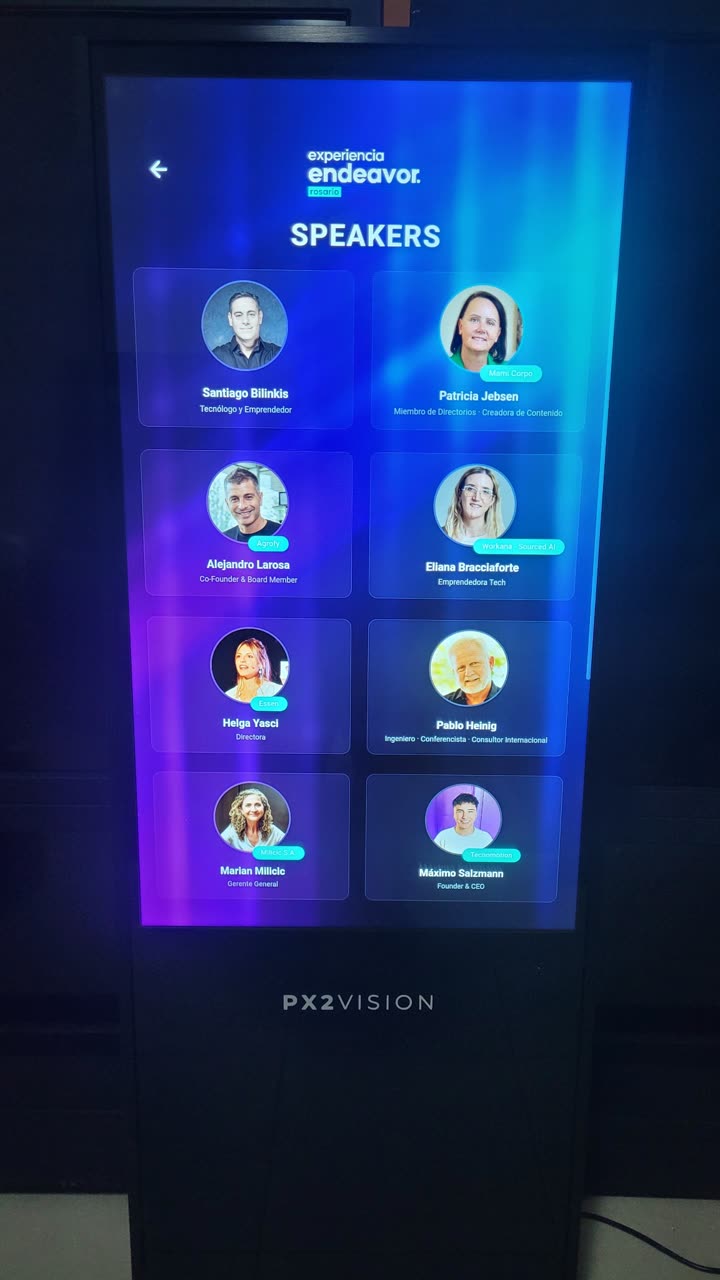 Listado de speakers en el tótem
